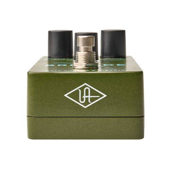 Universal Audio UAFX UAFX Brigade Chorus & Vibrato es un pedal de efectos chorus y vibrato vintage para guitarra perfectamente emulados
