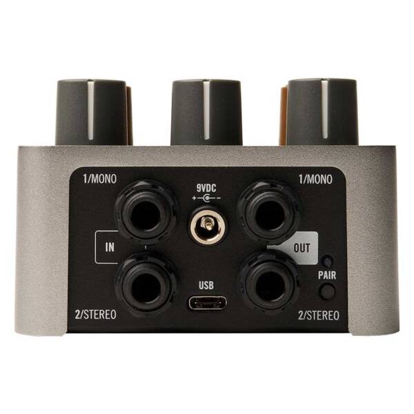 Universal Audio UAFX OX Stomp Dynamic Speaker Emulator es un pedal de guitarra estéreo con modelado dinámico de altavoces que ofrece 22 recintos de altavoces, seis micrófonos vintage, efectos de reverb, retardo, EQ, modulación y compresión 1176