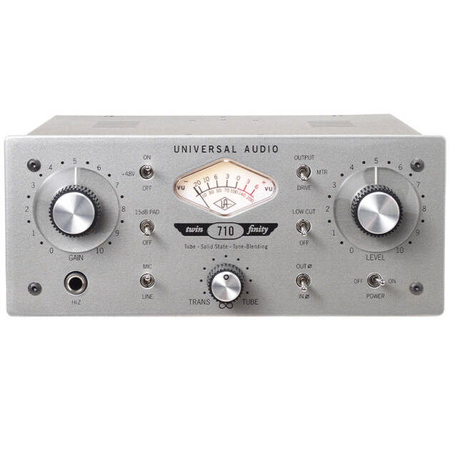 Universal Audio 710 Twin-Finity es un preamplificador de micrófono innovador de UA que combina la calidez retro clásica de las válvulas con la precisión transitoria de los sistemas de estado sólido, todo en una unidad de medio rack 2U.