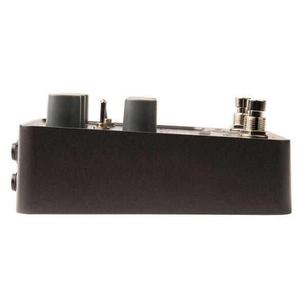 Universal Audio UAFX Galaxy '74 Tape Echo & Reverb es un pedal de retardo estéreo con efectos de eco analógico clásico de mediados de los 70 y reverberación de muelles