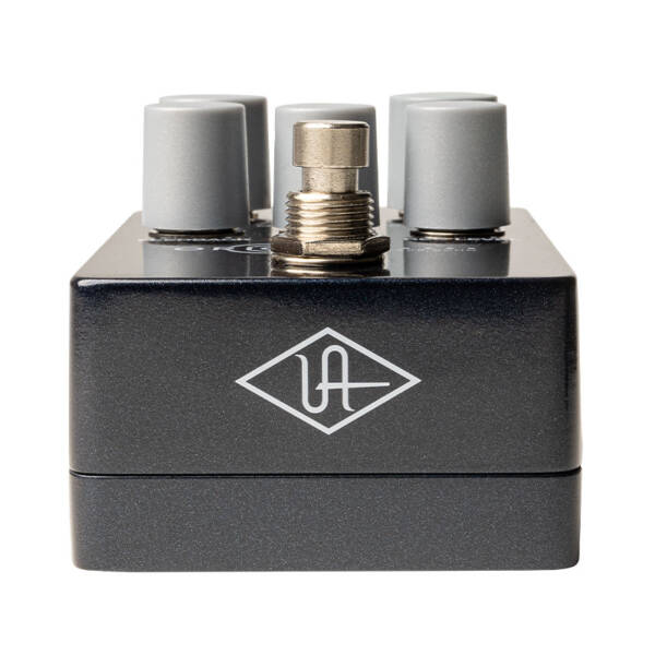 Universal Audio UAFX Orion Tape Echo es un pedal de efecto delay que ofrece una fiel recreación del legendario delay Maestro Echoplex EP-3, con 3 modelos diferentes de EP-3, modelo 1:1 de la unidad original